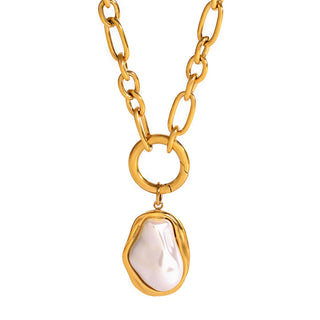 Sculpted Pearl Chain