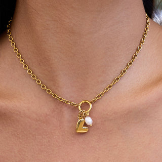 Luv Chain