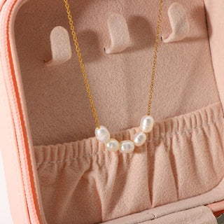 Pearl Line Chain