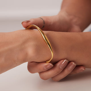 Stream Cuff - Gold