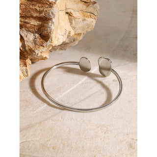 Sculpted Ends Cuff