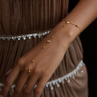 Heartline Hand Chain