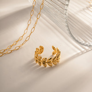 Golden Laurel Ring