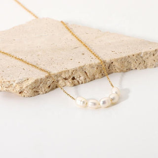 Pearl Line Chain